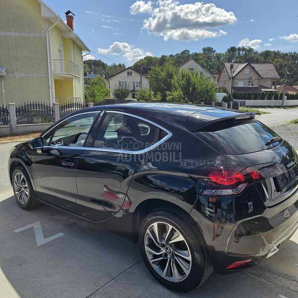 Citroen DS4 1,6 E HDI