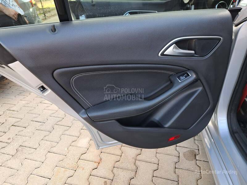 Mercedes Benz CLA 180 cdi