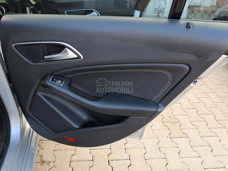 Mercedes Benz CLA 180 cdi