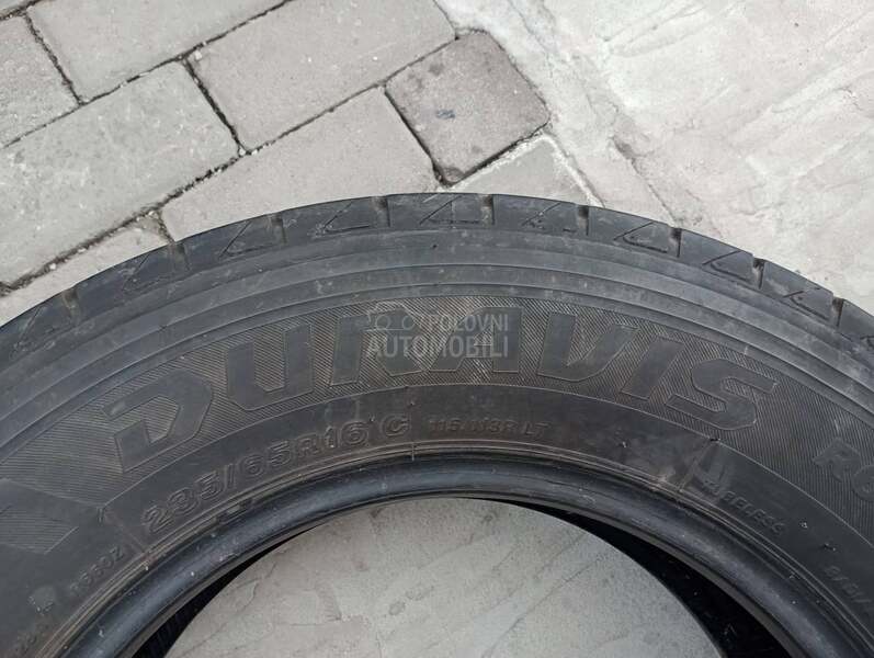 Bridgestone 235/65 R16 Letnja