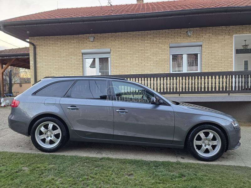 Audi A4 2.0/black/a.matic