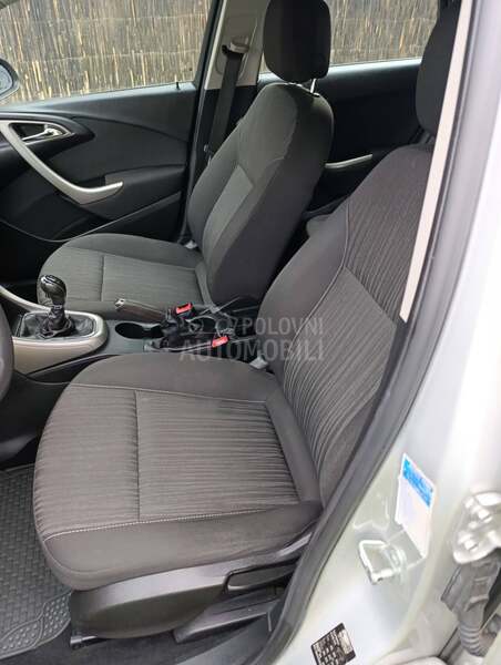 Opel Astra J 1.7 cdti