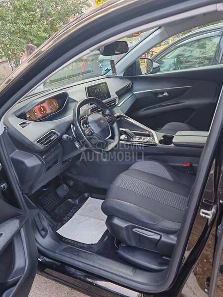 Peugeot 5008 1.5 hdi