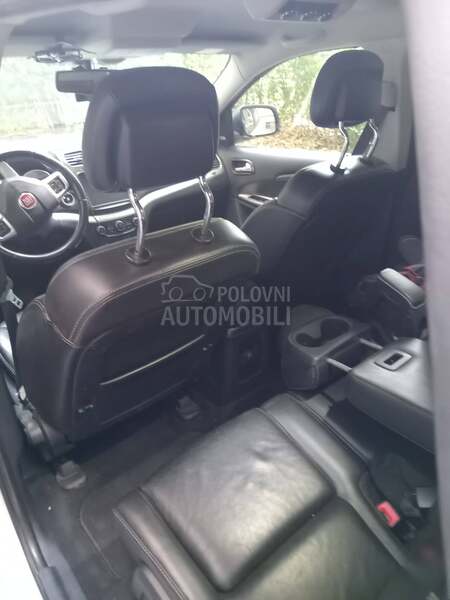 Fiat Freemont 