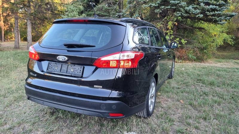 Ford Focus 1-0 SCTi SVAJCARSKA