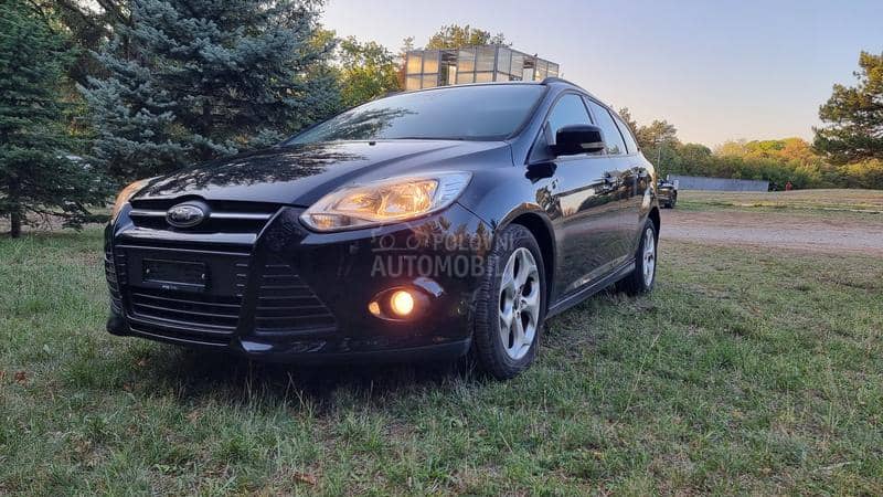 Ford Focus 1-0 SCTi SVAJCARSKA