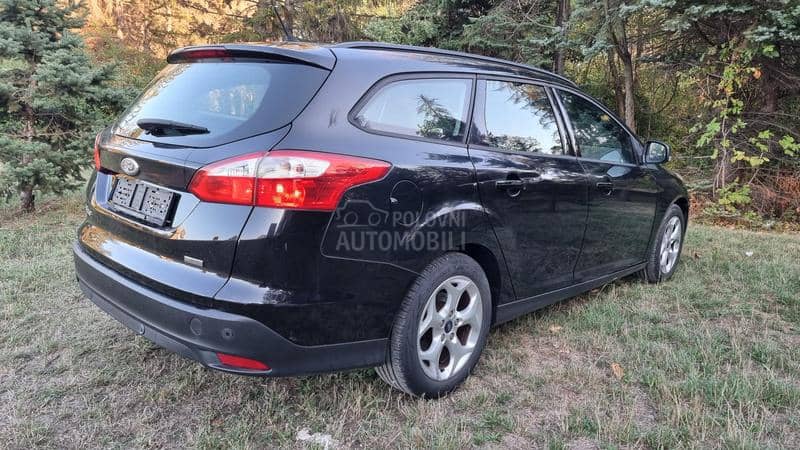 Ford Focus 1-0 SCTi SVAJCARSKA