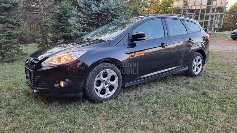 Ford Focus 1-0 SCTi SVAJCARSKA