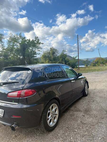 Alfa Romeo 147 