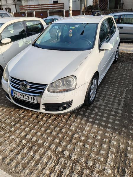 Volkswagen Golf 5 R line