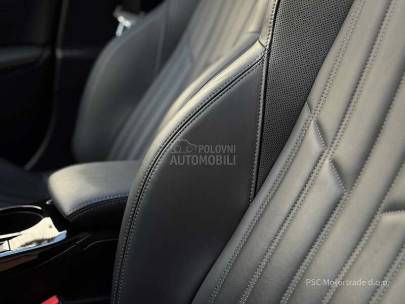 Peugeot 2008 GT/Pano/Focal/Masaža