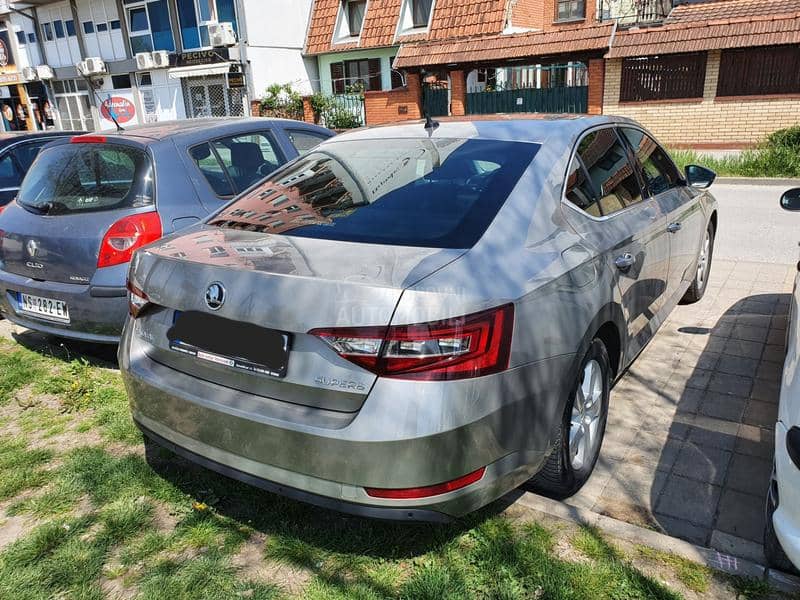 Škoda Superb 2.0 TDI Škoda Superb 2.0 TDI