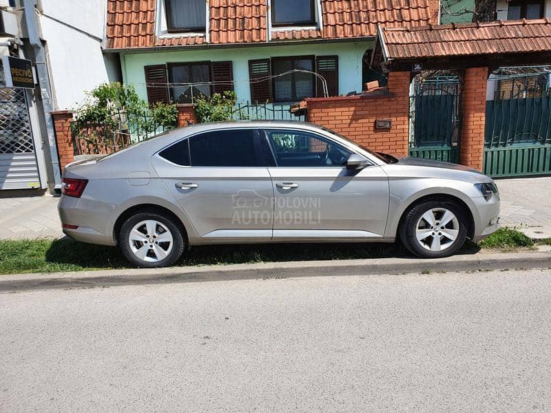 Škoda Superb 2.0 TDI Škoda Superb 2.0 TDI