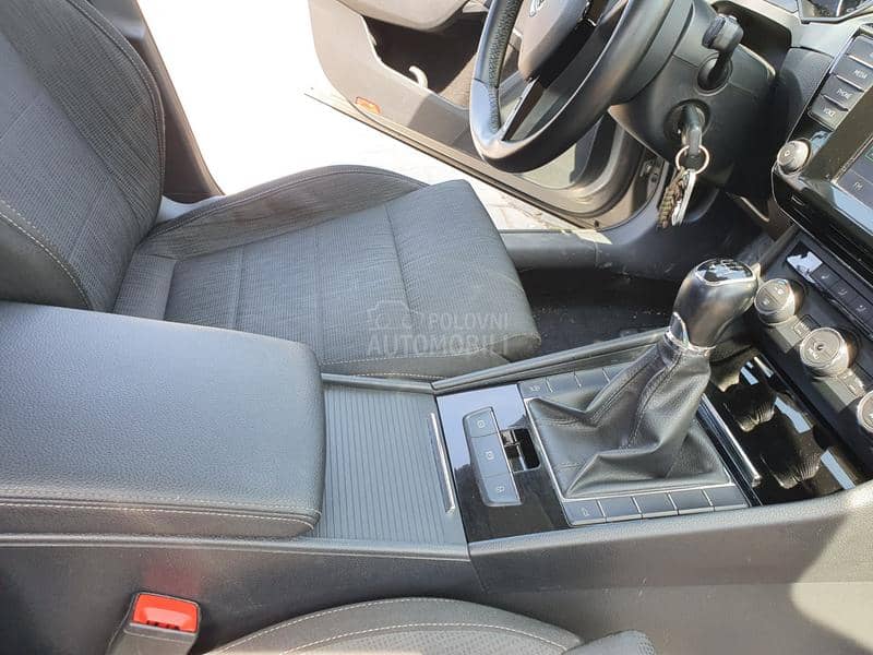 Škoda Superb 2.0 TDI Škoda Superb 2.0 TDI