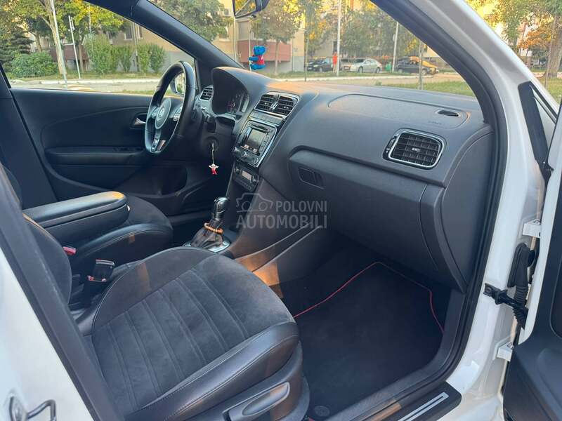 Volkswagen Polo 1.4gti dsg/led/nawi