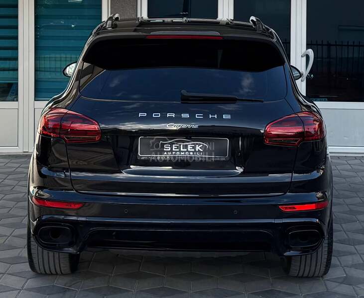 Porsche Cayenne 3.0