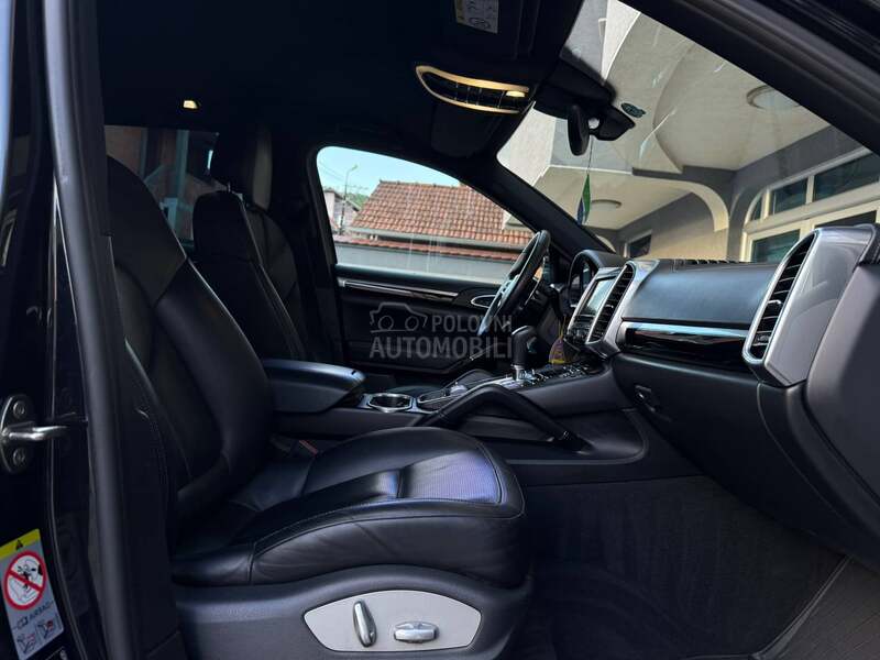 Porsche Cayenne 3.0
