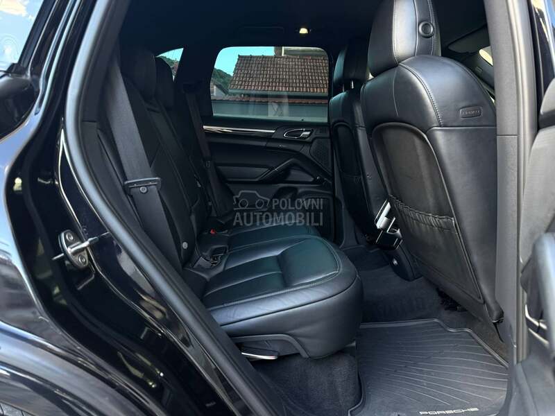 Porsche Cayenne 3.0
