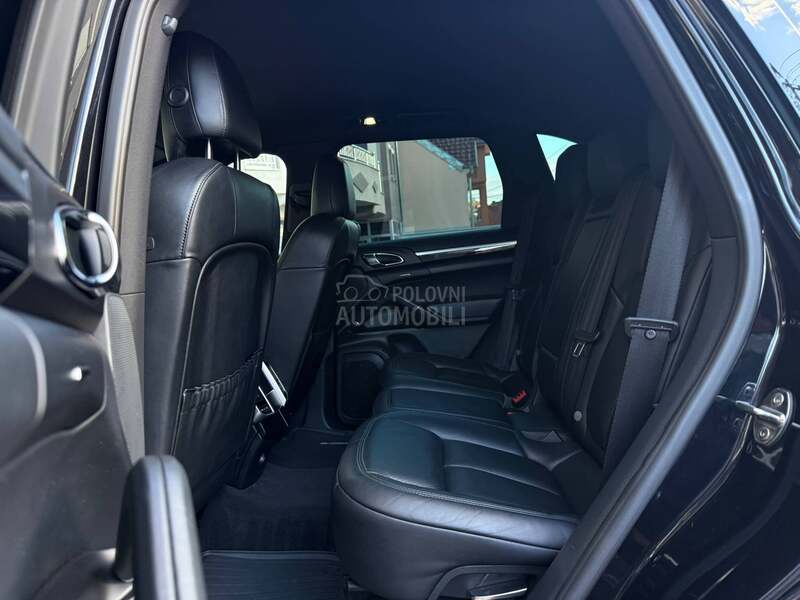 Porsche Cayenne 3.0