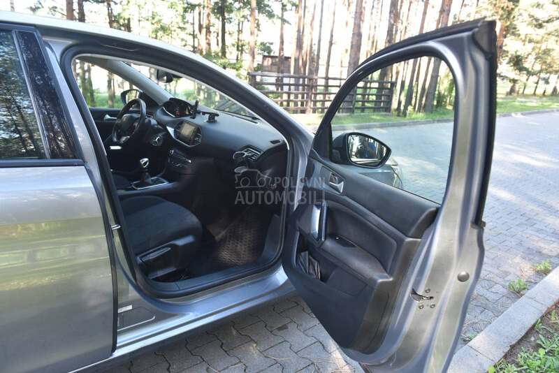 Peugeot 308 1.6 BlueHdi