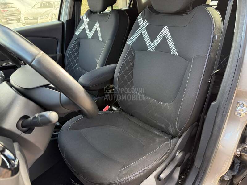 Renault Captur 1.5DCI edc OUTDOOR