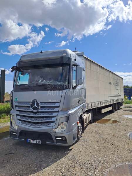 Mercedes Benz Actros 1842