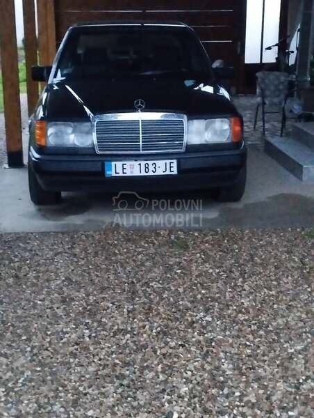 Mercedes Benz E 124 