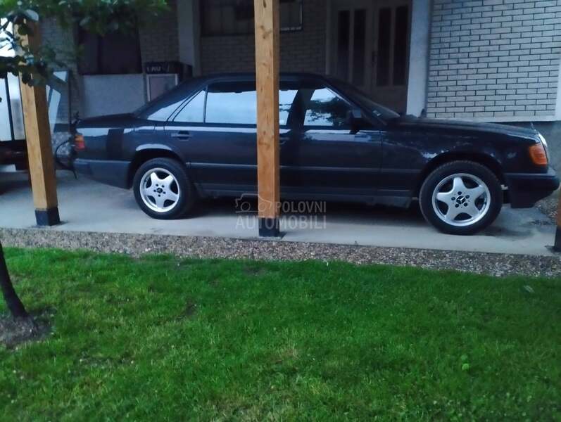 Mercedes Benz E 124 