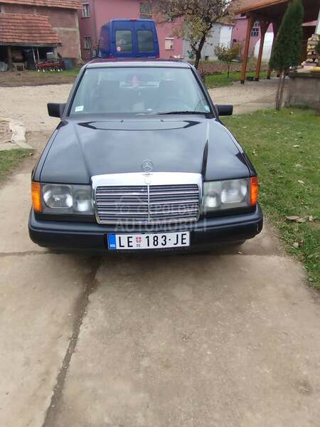 Mercedes Benz E 124 