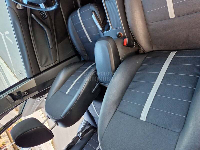 Ford Kuga 2.0 TDCI TITANIUM