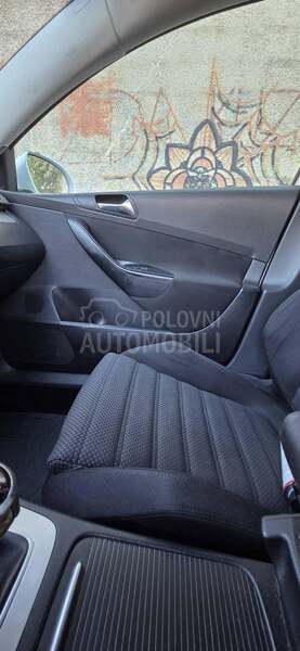 Volkswagen Passat B6 Limuzina