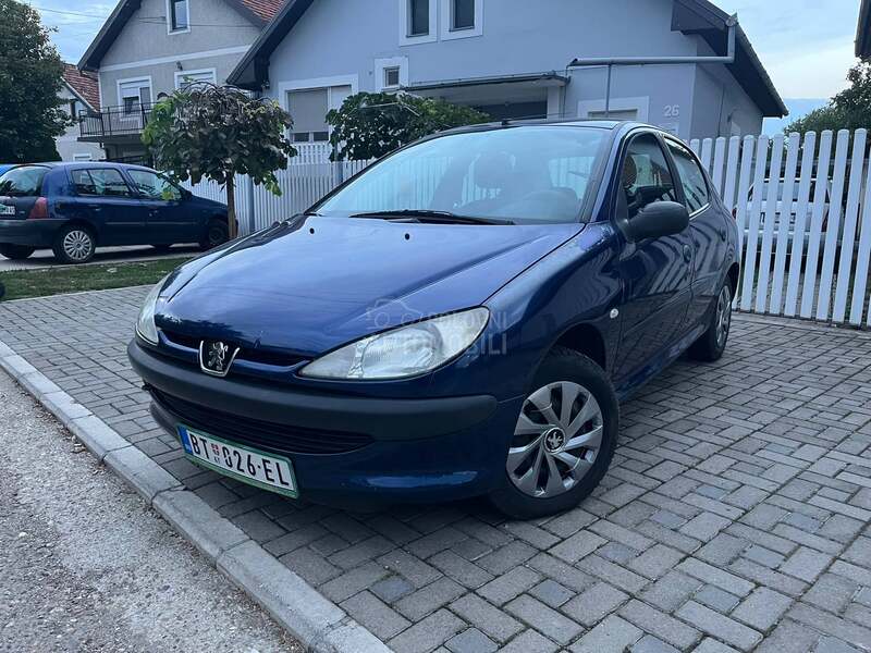 Peugeot 206 1.1i//TOOPP