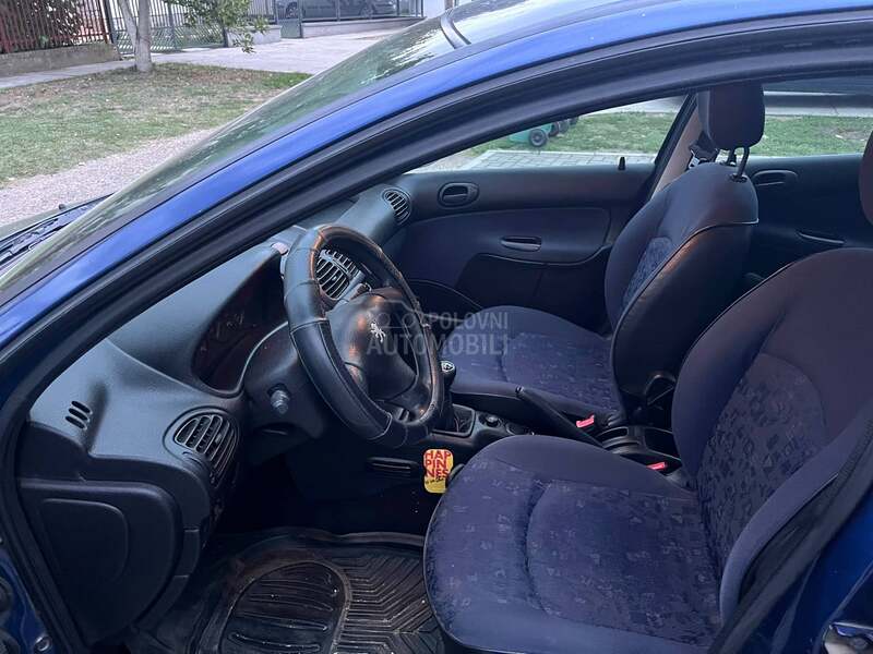 Peugeot 206 1.1i//TOOPP