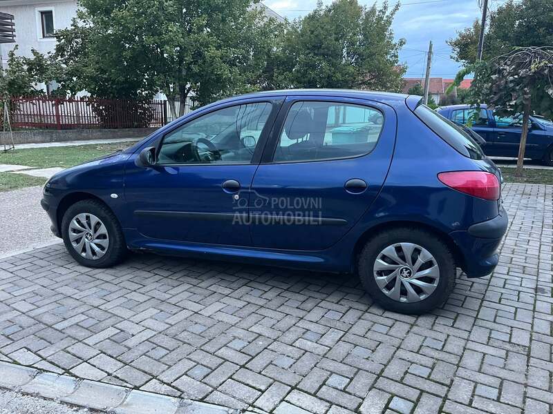 Peugeot 206 1.1i//TOOPP
