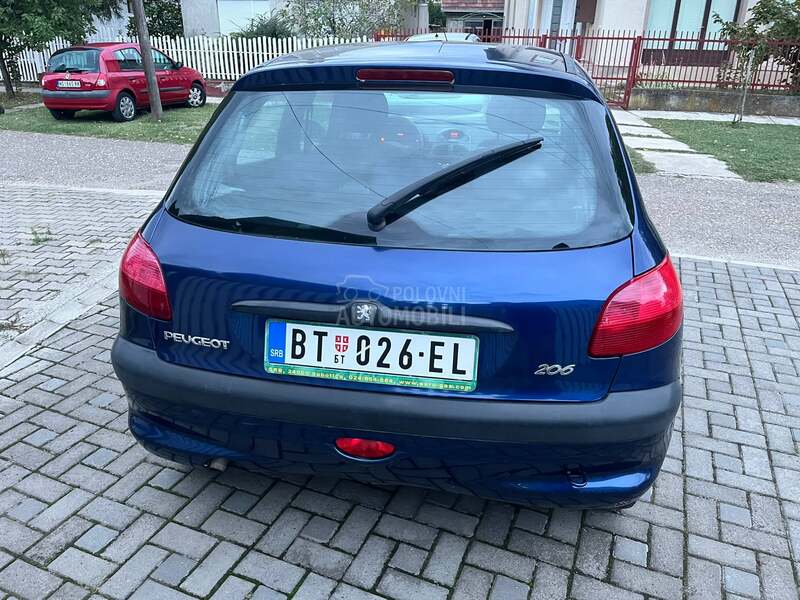 Peugeot 206 1.1i//TOOPP