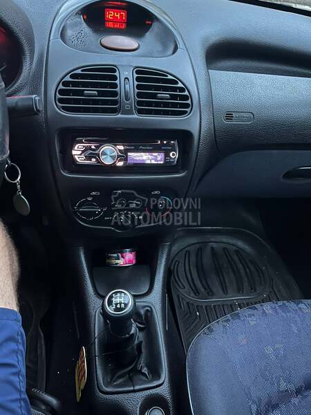 Peugeot 206 1.1i//TOOPP