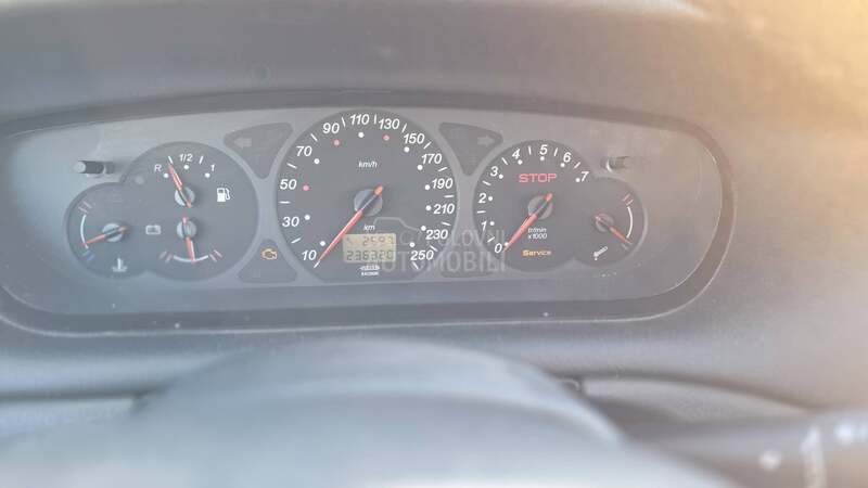 Citroen C5 2.0 HDI EXCLUSIVE