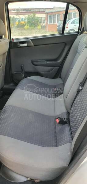 Opel Astra G 