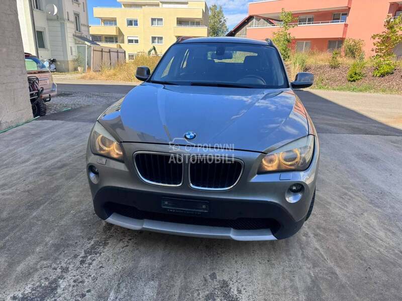 BMW X1 28i