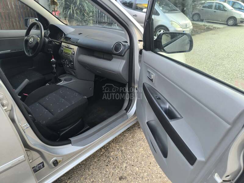 Mazda 2 reg.godinu