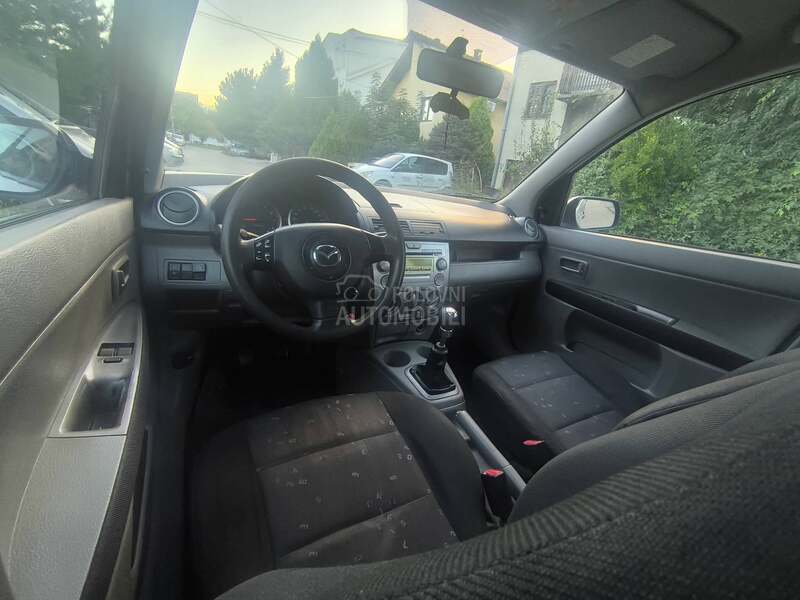 Mazda 2 reg.godinu