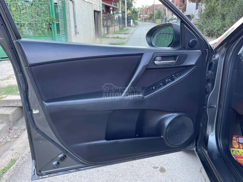 Mazda 3 1.6 /CH/ 137.ooo