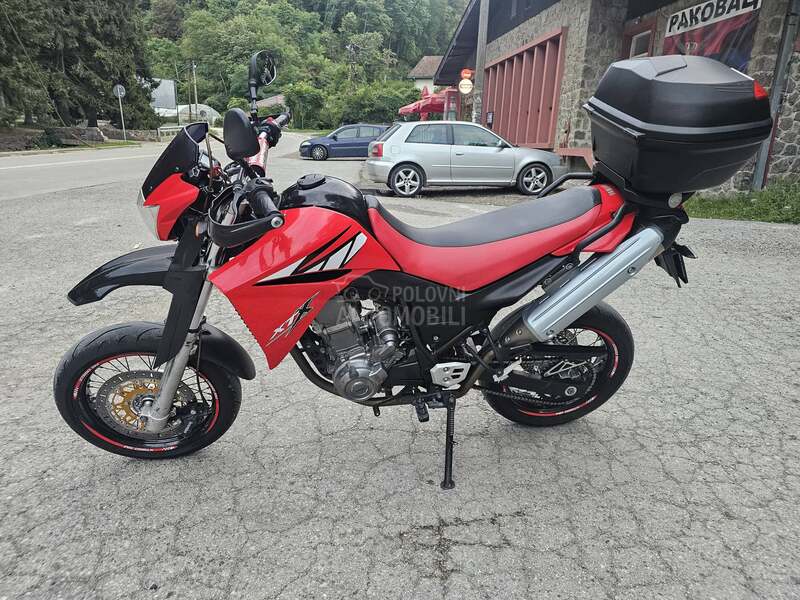 Yamaha xt660x