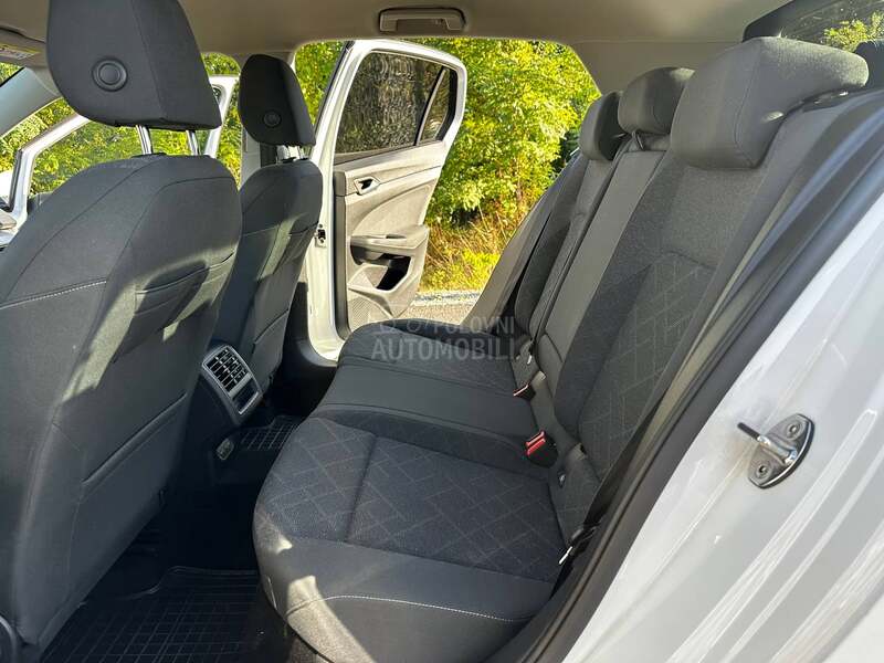Volkswagen Golf 8 TDI/DSG/NOV