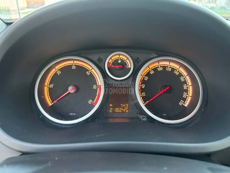 Opel Corsa D cdti