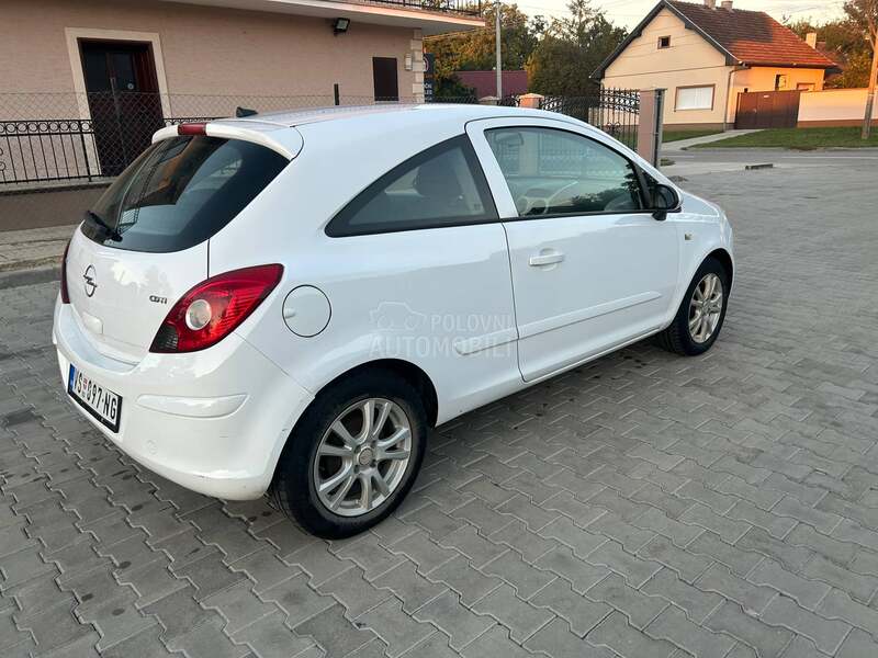 Opel Corsa D cdti