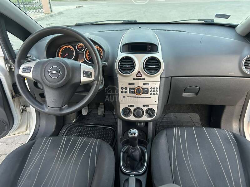 Opel Corsa D cdti