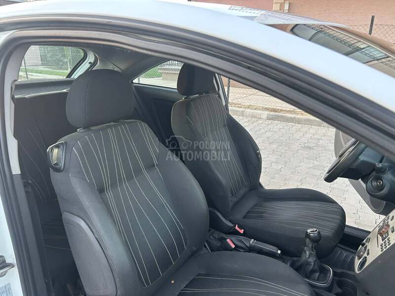 Opel Corsa D cdti