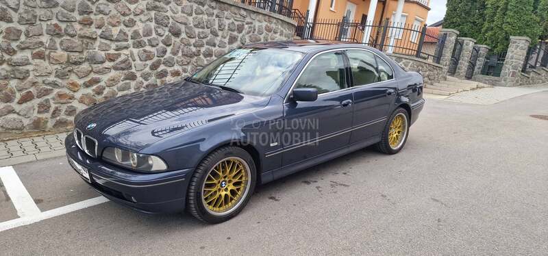 BMW 535 535i V8