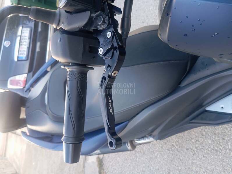 Yamaha x max